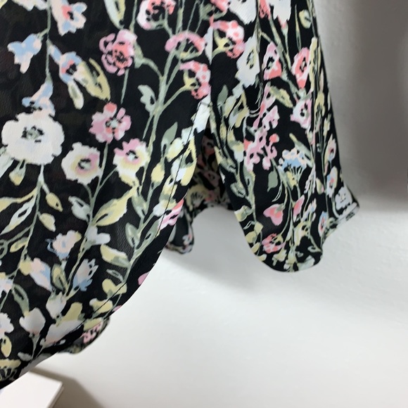 Lauren Conrad Top Floral XS - Picture 13 of 16